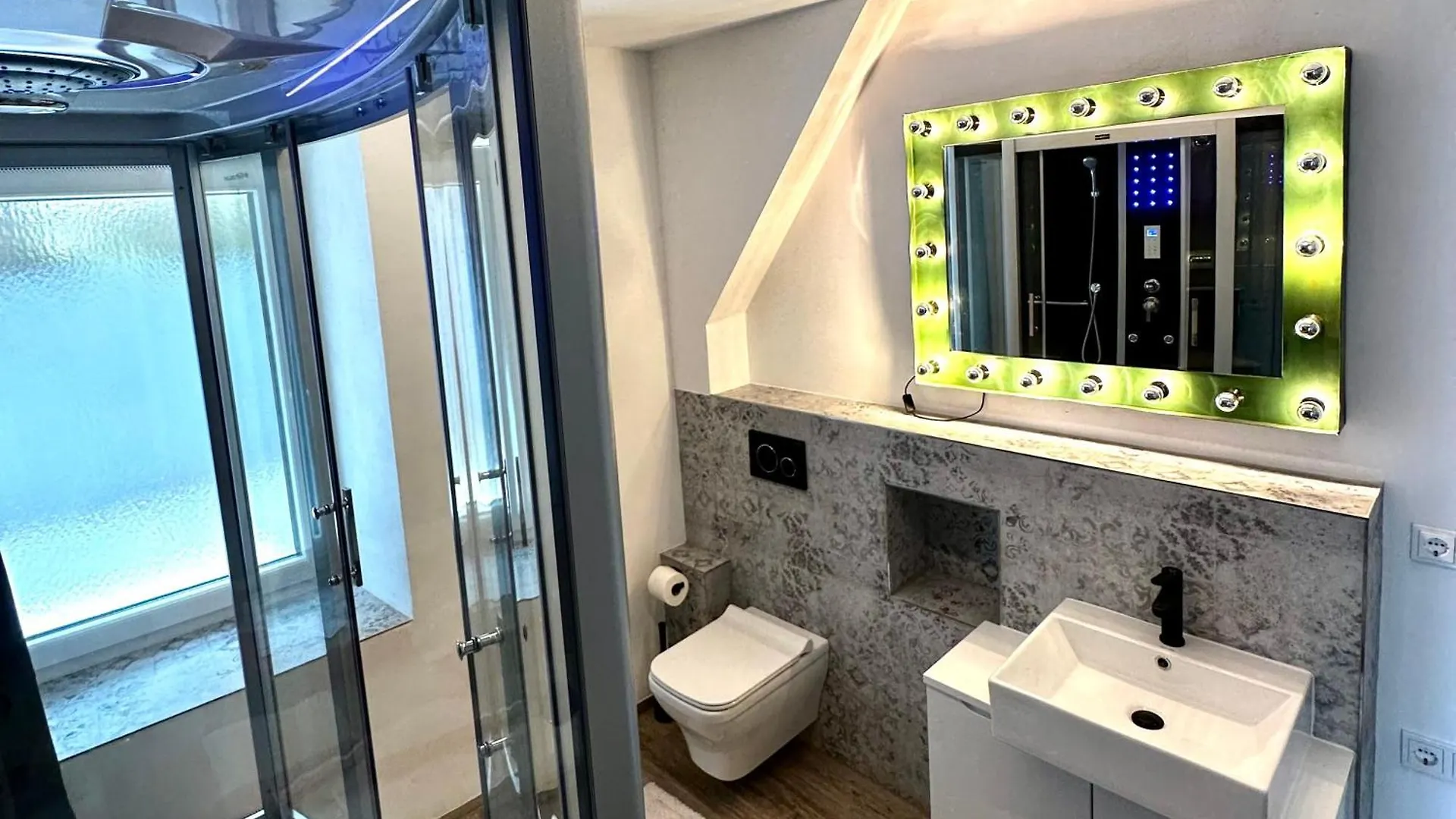Apartmán Beefree Whirlpoolsuite34-Free Parking & Fast Internet Pasov