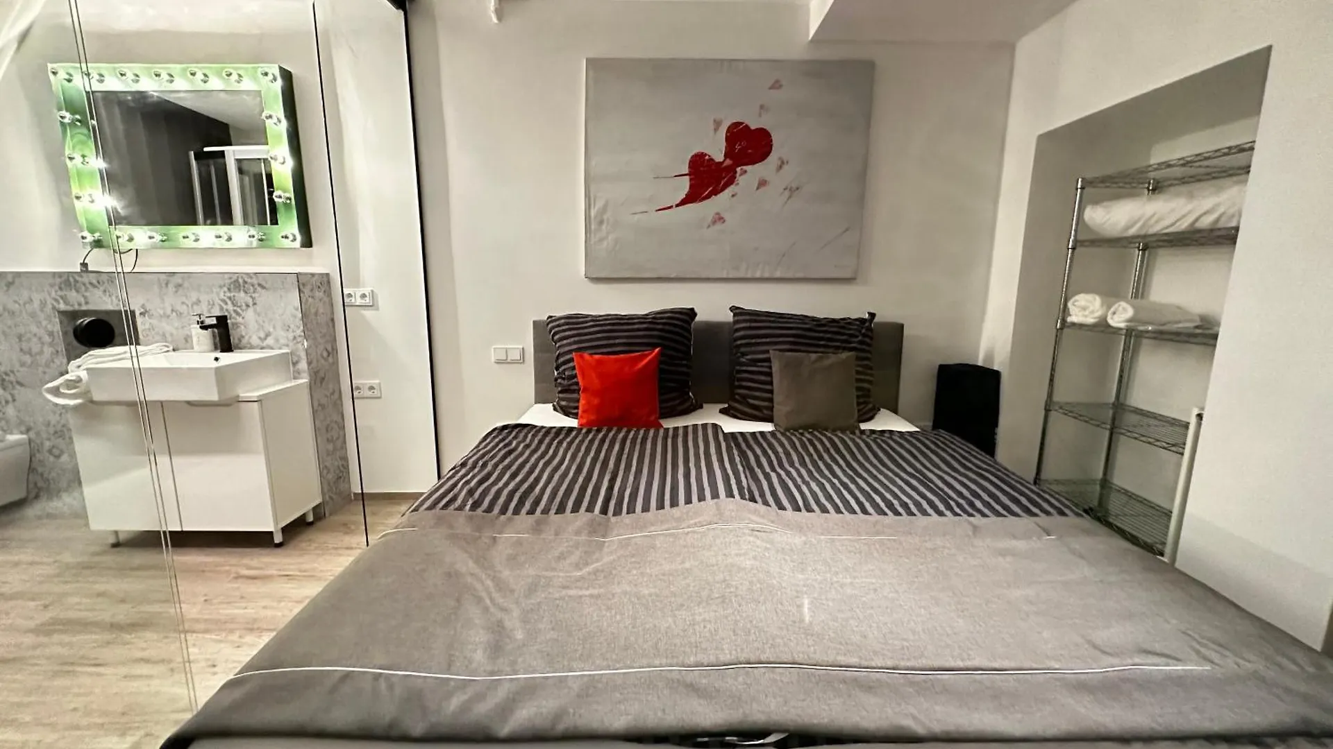 Beefree Whirlpoolsuite34-Free Parking & Fast Internet Pasov